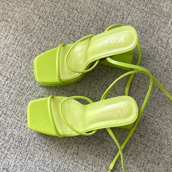 Neon Green Platform Heels - Picture 3 of 3